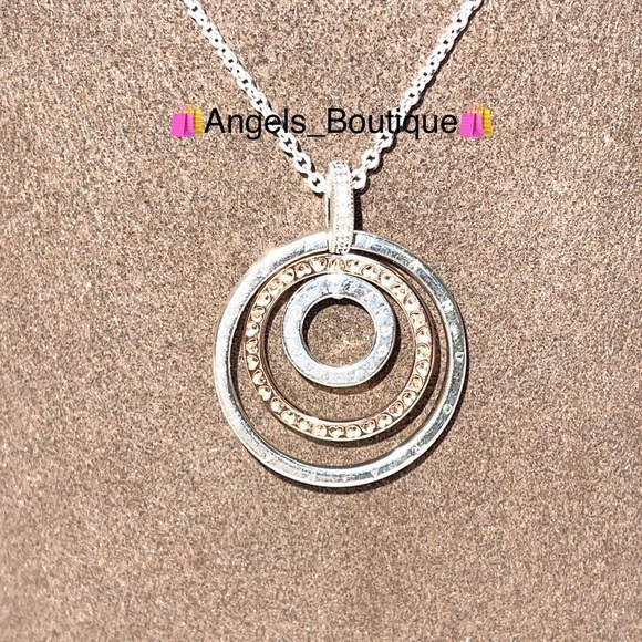 New Pandora Two-Tone Circles Pendant & Necklace, Rose Gold-Plated - Picture 5 of 9